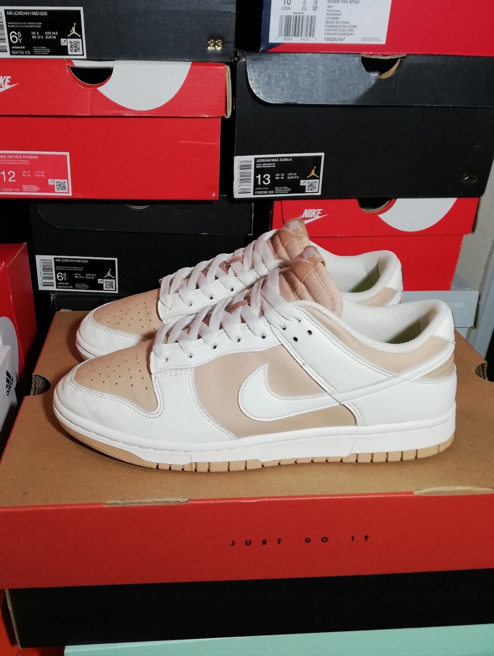 NIKE DUNK RETRO WOMEN'S SIZE 9 GREAT CONDITION
